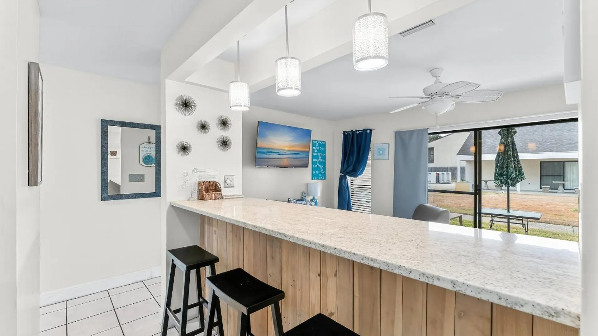 Endless Summer D1 Panama City Beach Apartment